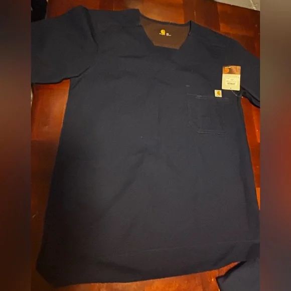 NWT Set of 2  Men's Classic Fit Ripstop Bi-Swing Chest Pocket V-Neck Scrub Tops - Picture 7 of 11